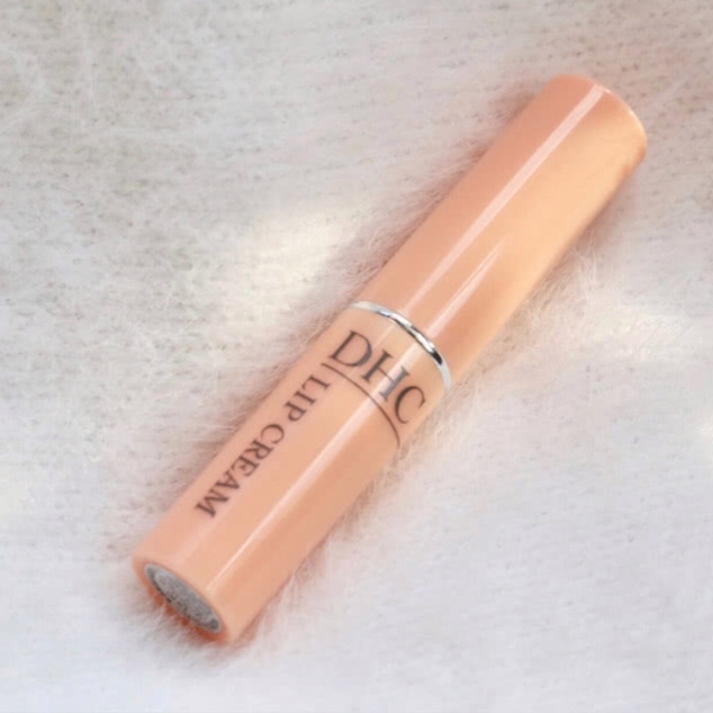 最好用的10款唇膏是哪种款式,14款网红润唇膏红黑榜