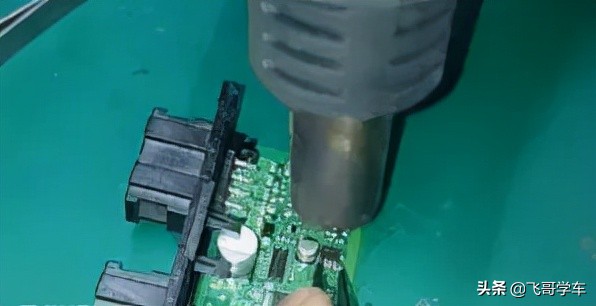 汽车电脑板维修赚不赚钱,汽车大灯电脑板维修教程