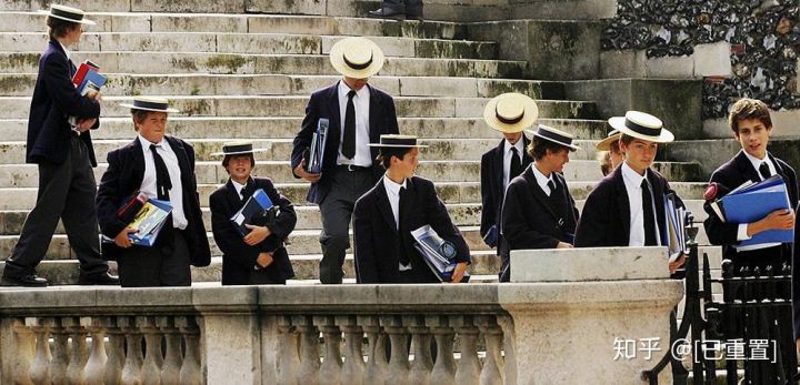 福尔摩斯卷福中世纪,福尔摩斯卷福年代