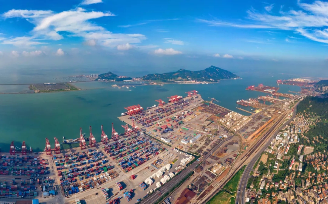 连云港港全面开启战略合作,连云港港铁国际集装箱多式联运