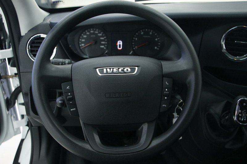 依维柯欧胜超瑞系列,21款依维柯欧胜长轴高顶客货版