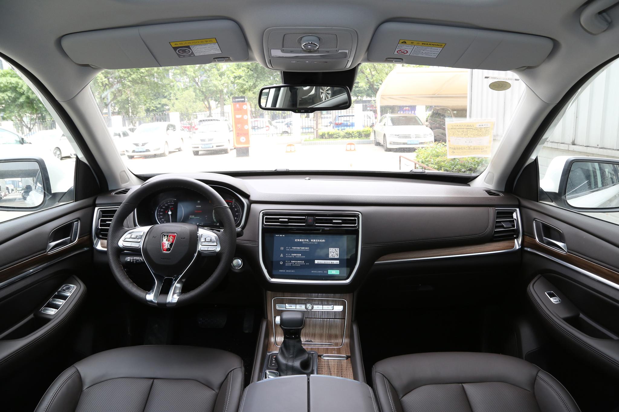 预算在25万买哪款硬派越野车最好,70万预算买哪几款硬派越野车