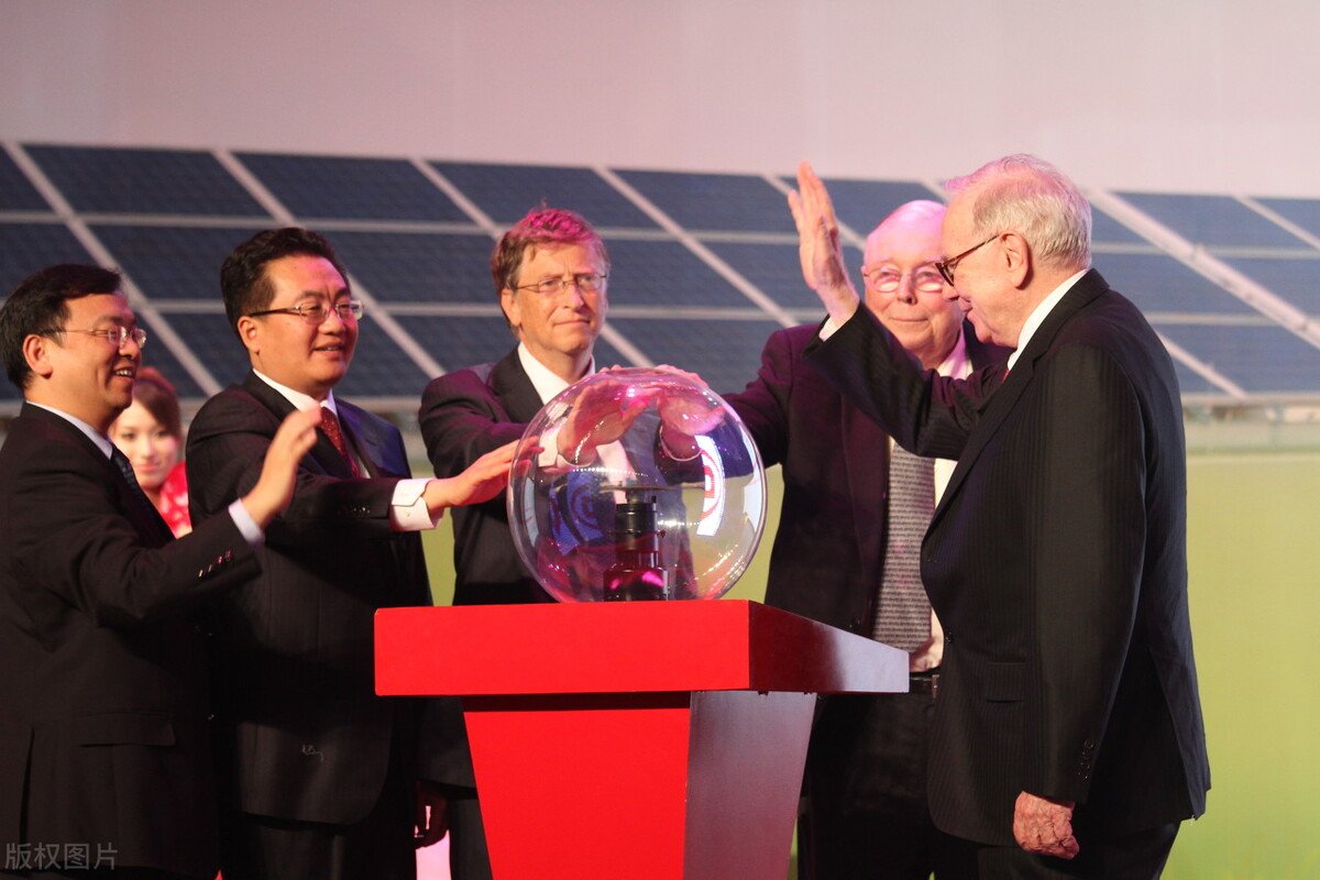 比亚迪上市以来王传福有减持过吗,比亚迪王传福谈新能源车