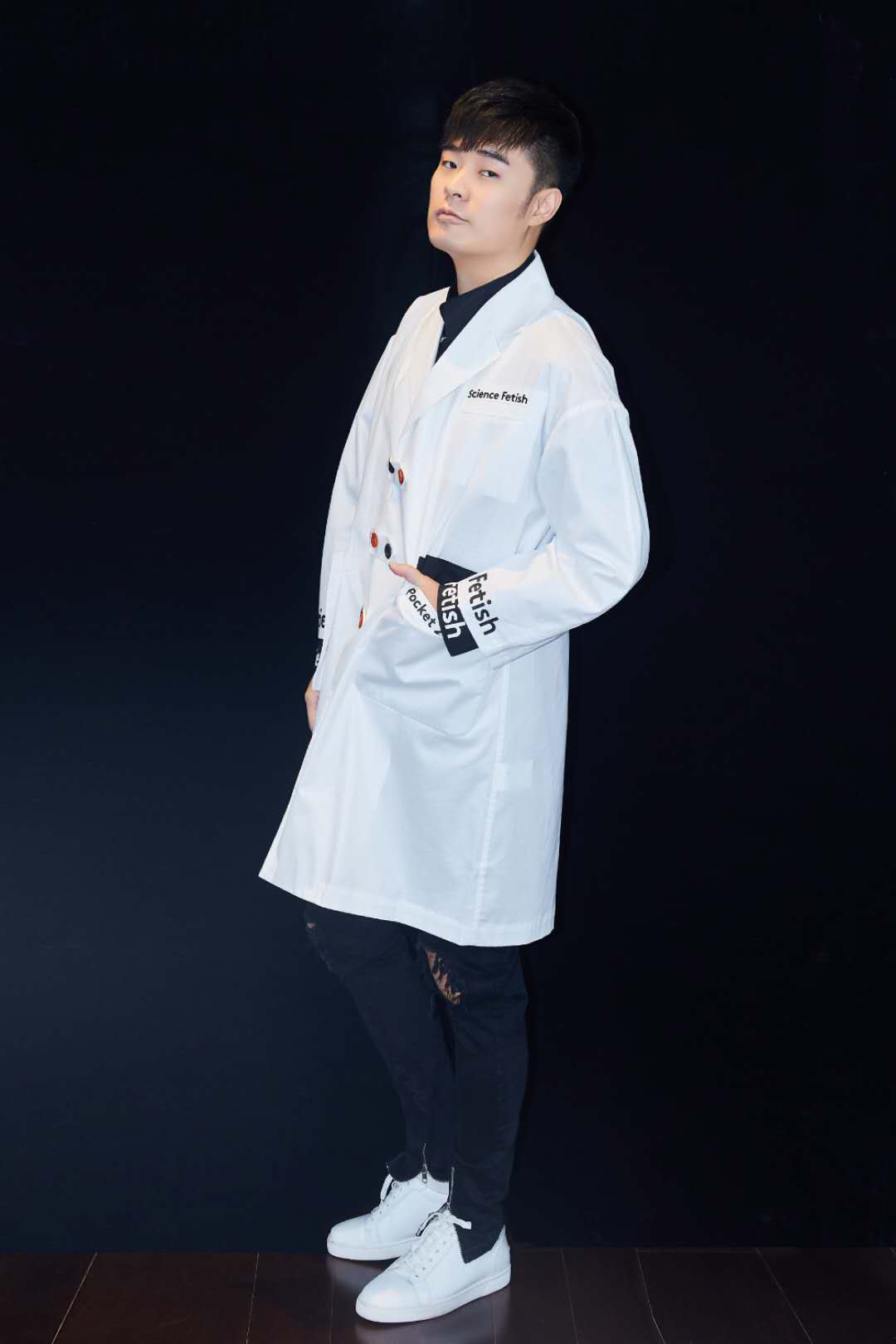 爱情公寓陈赫吕子乔展博玩游戏,爱情公寓陈赫为什么一个人火了