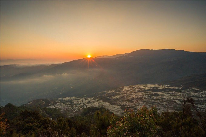 红河梯田和元阳梯田面积,元阳梯田也叫红河哈尼梯田