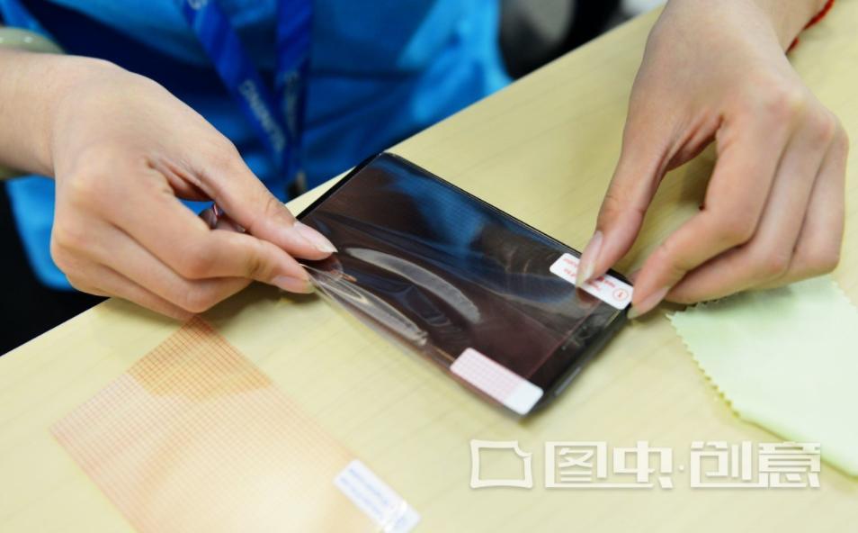 手机有必要贴膜么,苹果手机有必要贴膜吗