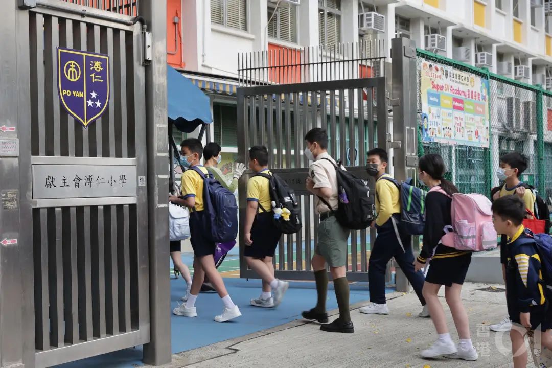 港校疯抢内地生！校长：抢不到，我们就要失业了