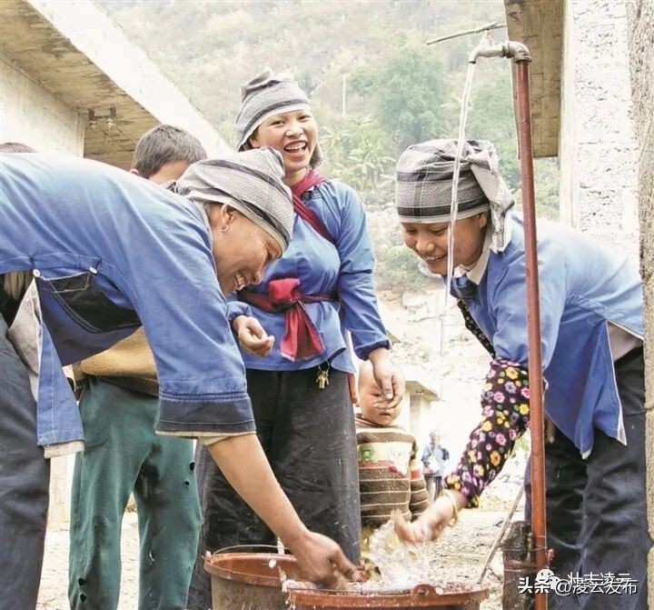 茶乡奏响奋进曲壮志凌云谱新篇——凌云县享受自治县待遇30周年经济社会发展综述