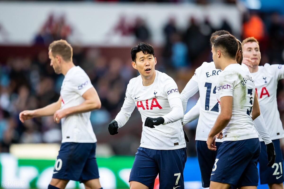 中国“球迷”有多贱？孙兴民在热刺帽子戏法，武磊躺着也挨骂