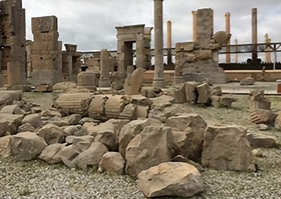 伊朗的地域面积，与波斯语国家关系研究结果如何？对未来的展望