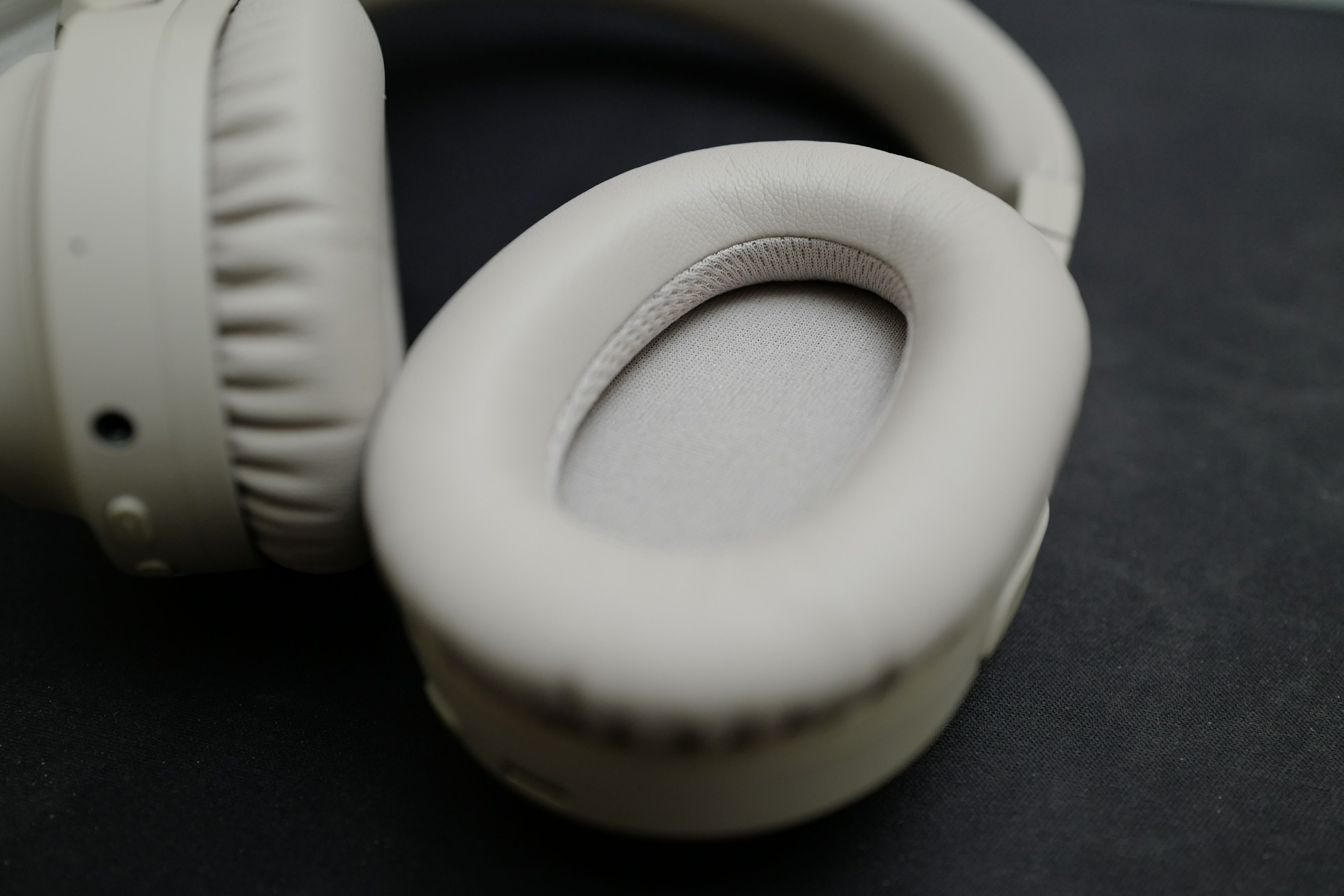 森海塞尔和索尼降噪耳机,森海塞尔和索尼降噪耳机哪个好