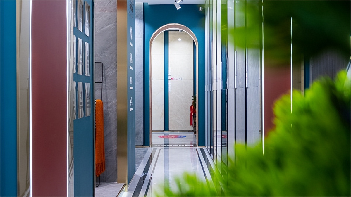 9月19日，利家居瓷砖莆田店璀璨盛启