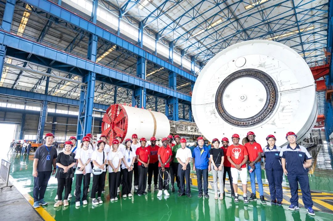 全国生态环境日主题,全国生态日绿水青山就是金山银山