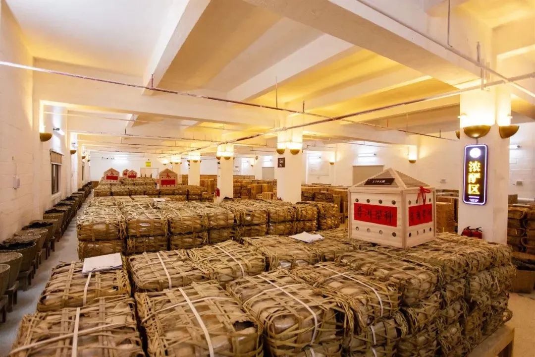 推出如此“亲民”的2022印级茶，双陈普洱意欲何为？