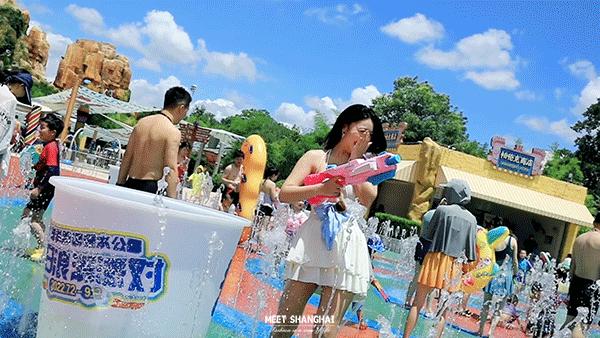 200000㎡水公园今夏回归！电音健身趴、粉红沙滩...嗨翻假期