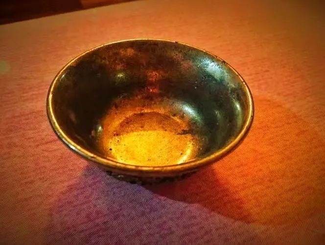 要是不发钱，体制还算铁饭碗吗？