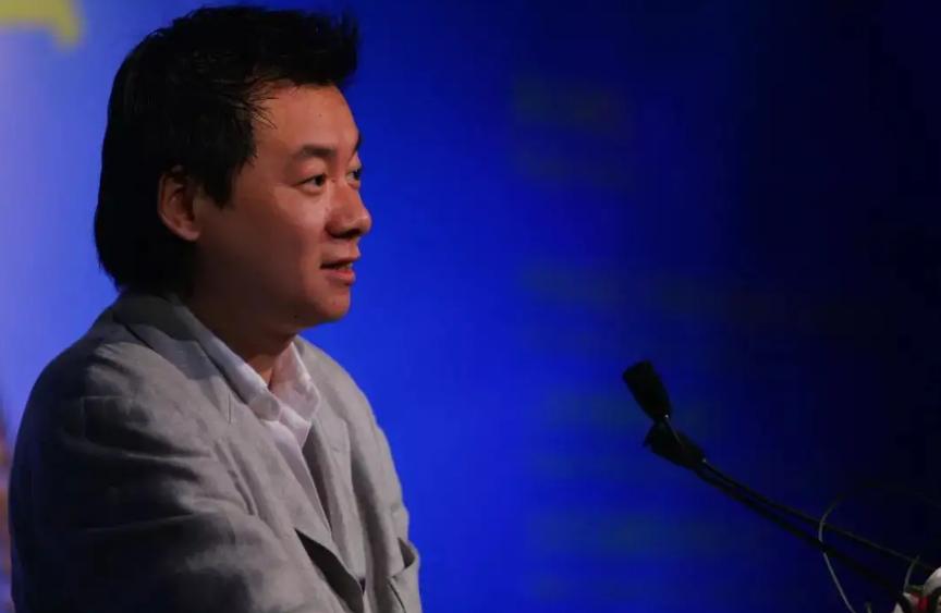 朱骏是哪个游戏的老板,申花老板朱骏身价多少亿