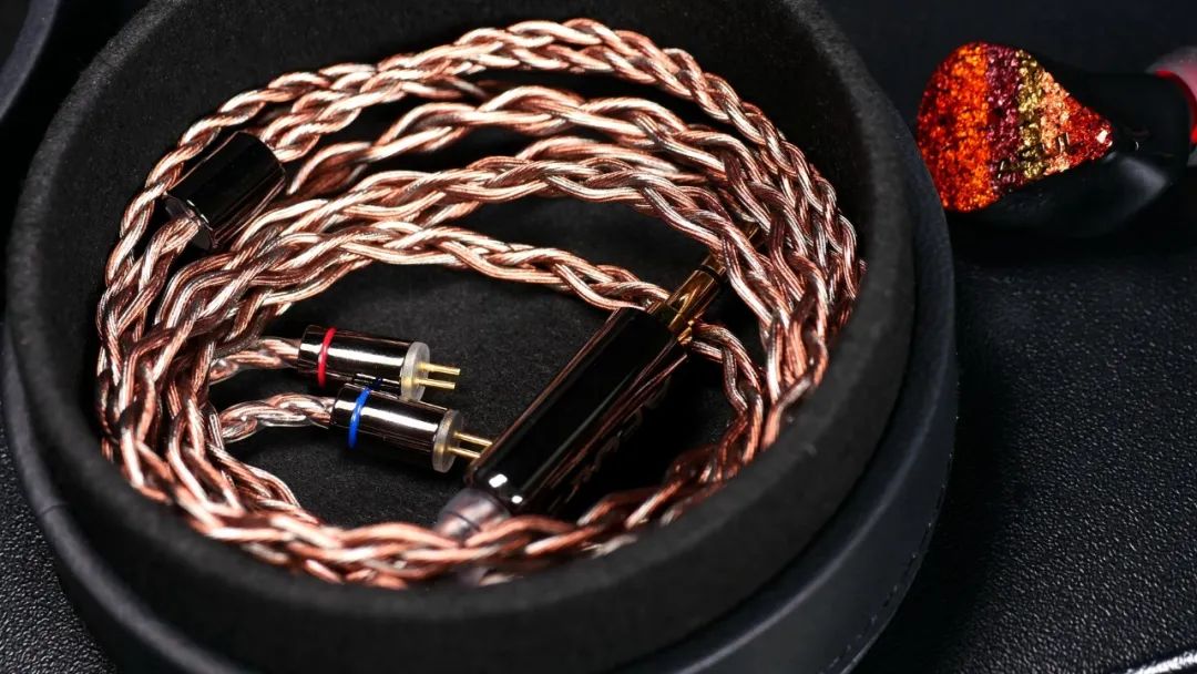 打虎亲兄弟——AFUL致音P8、P5多单元高性价比圈铁耳机