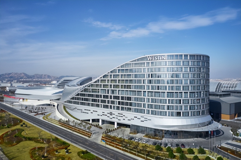 与威斯汀酒店及度假村一起以夏日为媒，唤醒健康活力