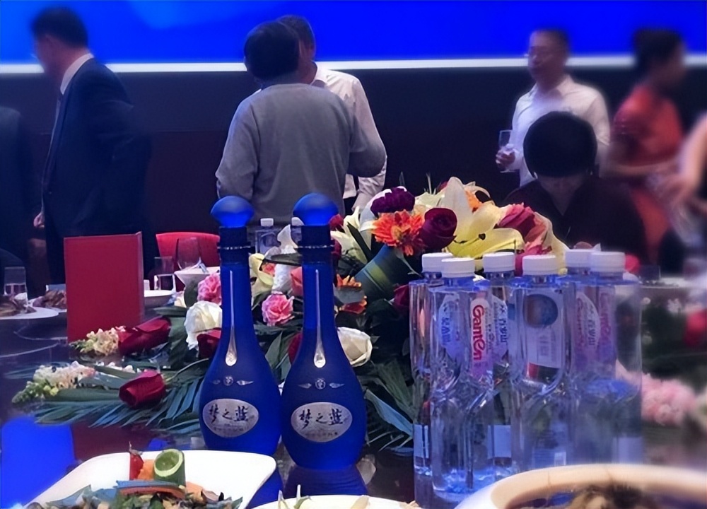 洋河酒档次排名高端梦之蓝,洋河私藏大酒是天之蓝还是海之蓝