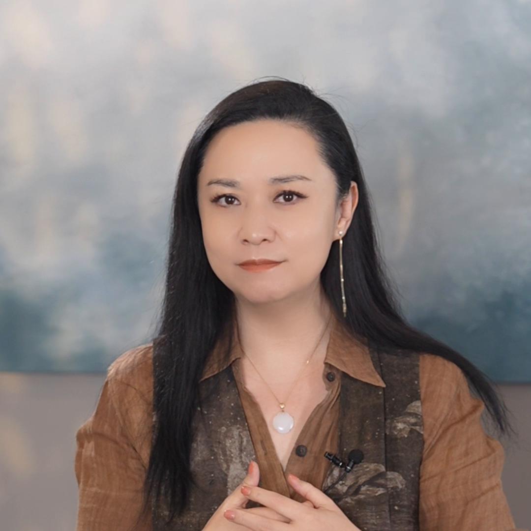 芳姐的第一次穿搭类的直播终于来了!@大松珠宝