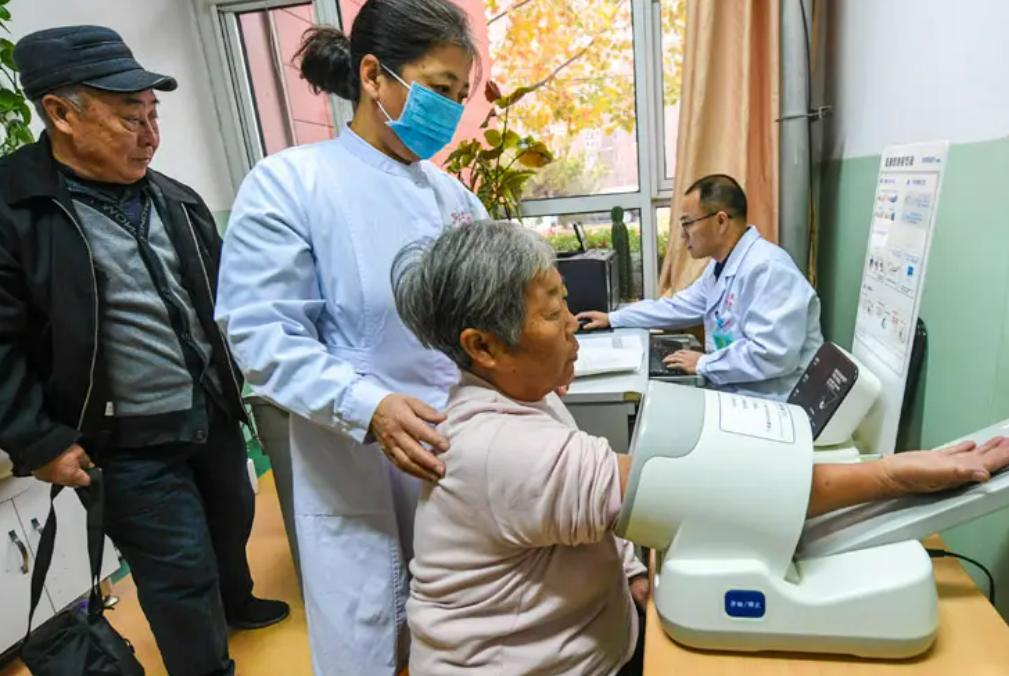 65岁以上老人福利,中央对于65岁的老人都有哪些政策