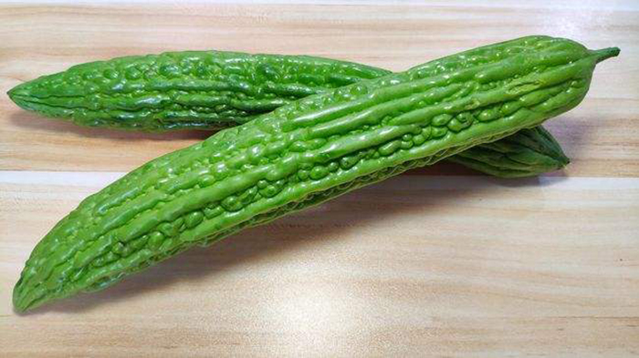 苦瓜怎么区分头尾,苦瓜的种类及功效与作用