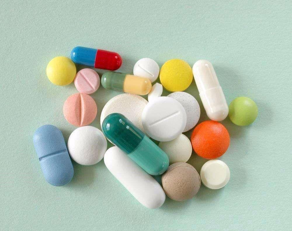 医生提醒这四种药不宜常吃,医生忠告12种药物对肝脏伤害最大