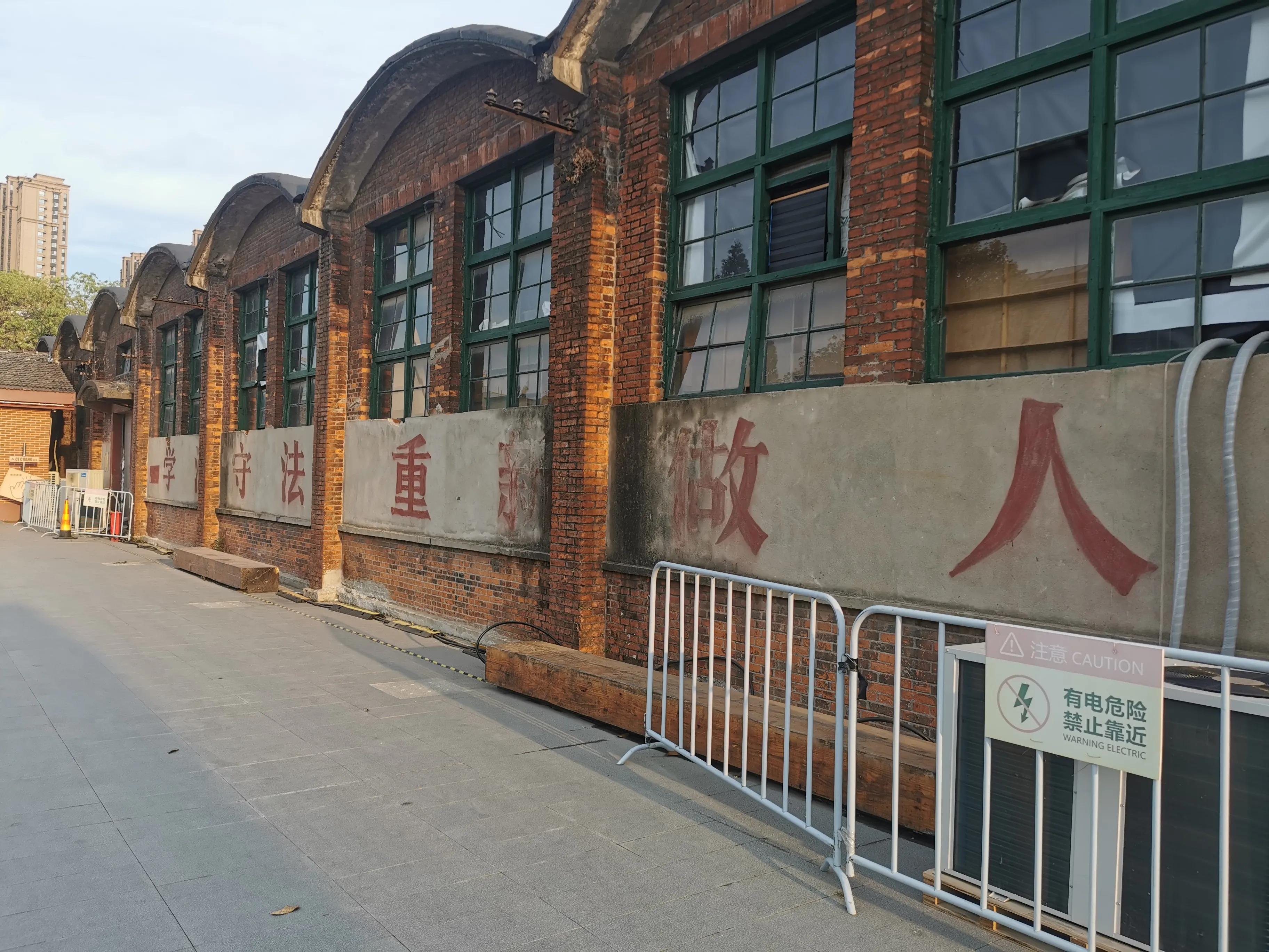 监狱成景点,监狱打卡点沙漠