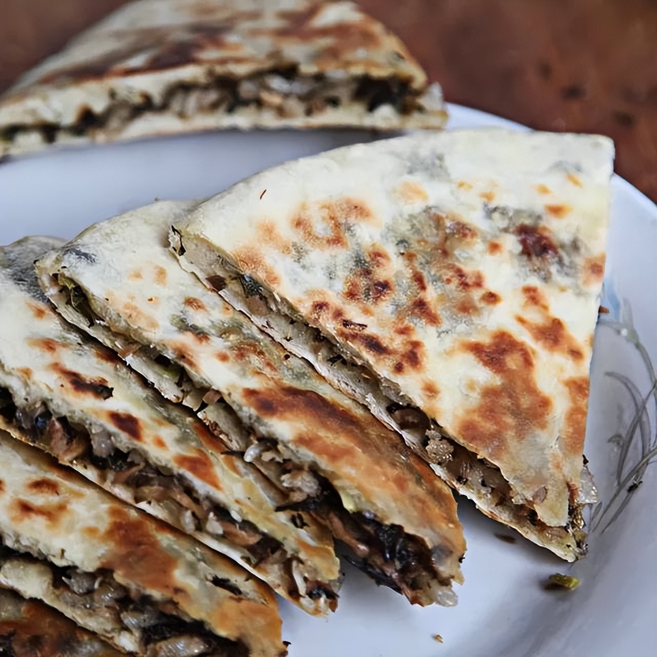 会吃的人都知道，浙江真正好吃的美食不在杭州，而是在这三座小城