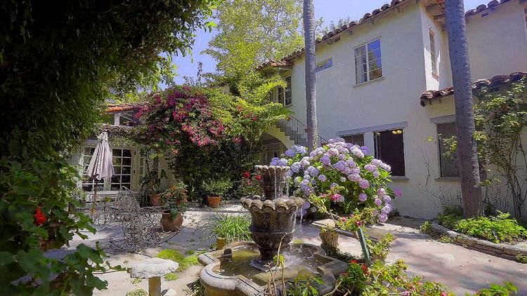 回味旧金山探访成功者的庄园,一种窗口令艾尔卡彭等囚犯备受折磨