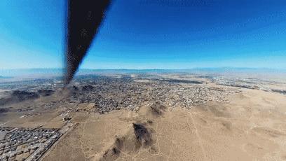 鸡蛋从100米高空落下怎样,鸡蛋怎样从高空中掉下来不碎