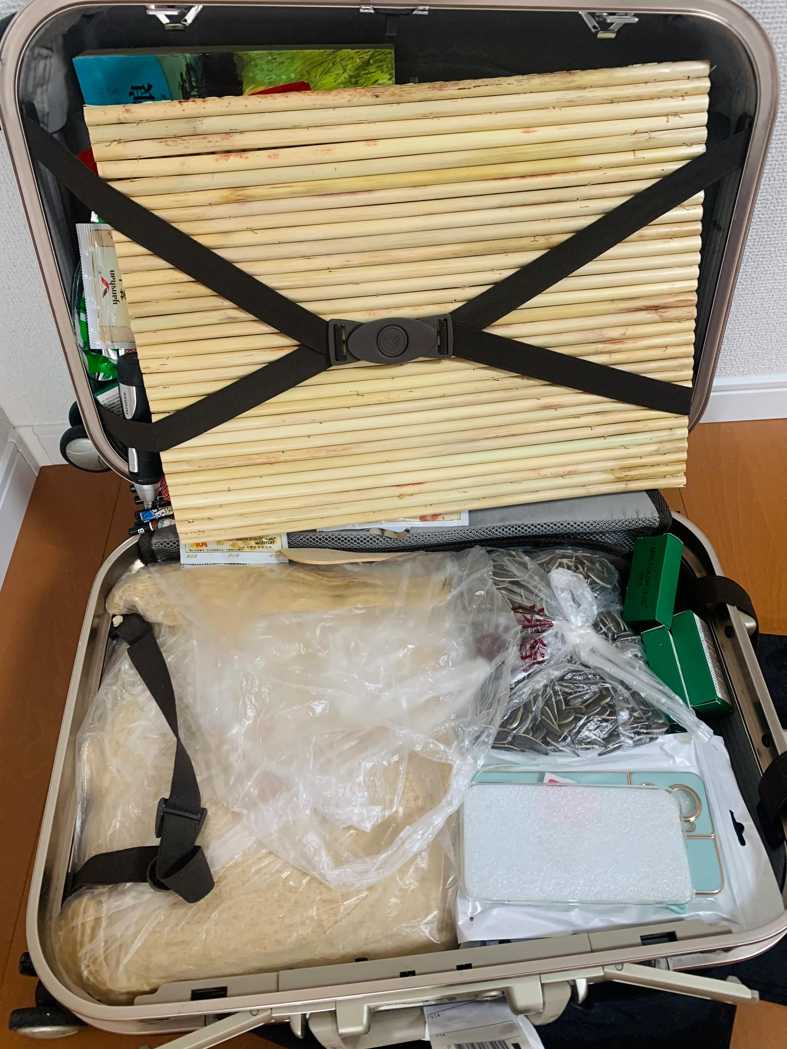 初到日本四个月，老公第一次回国都带回了啥，反向“带货大王”！