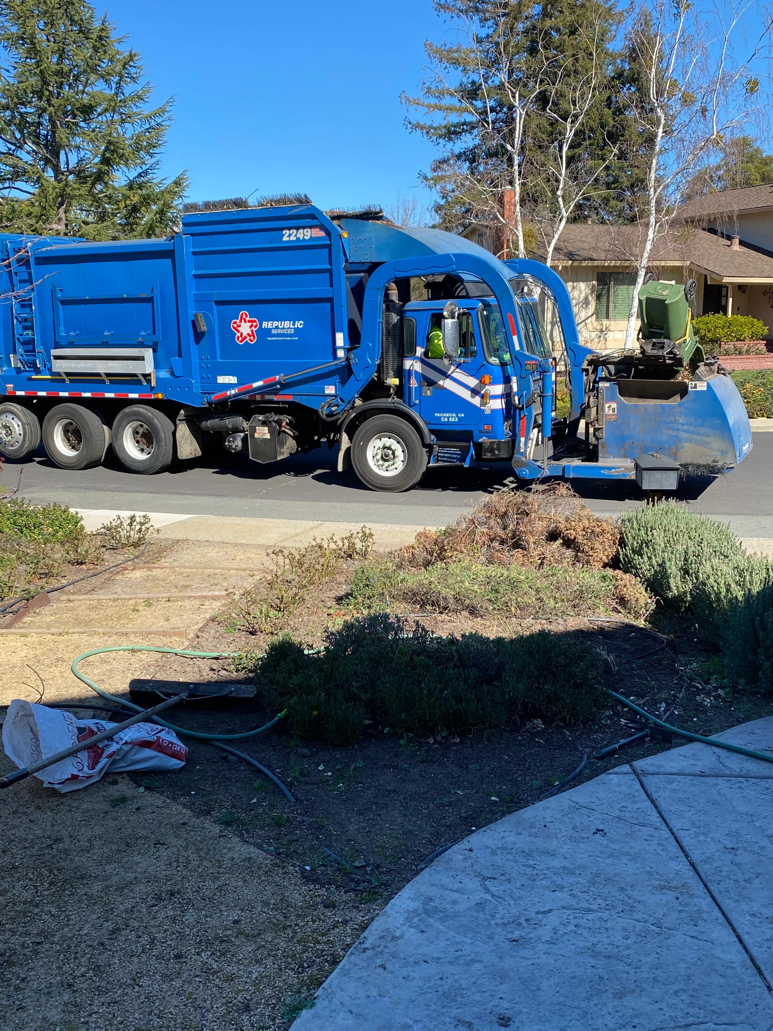 美国处理生活垃圾的方法,美国家庭垃圾
