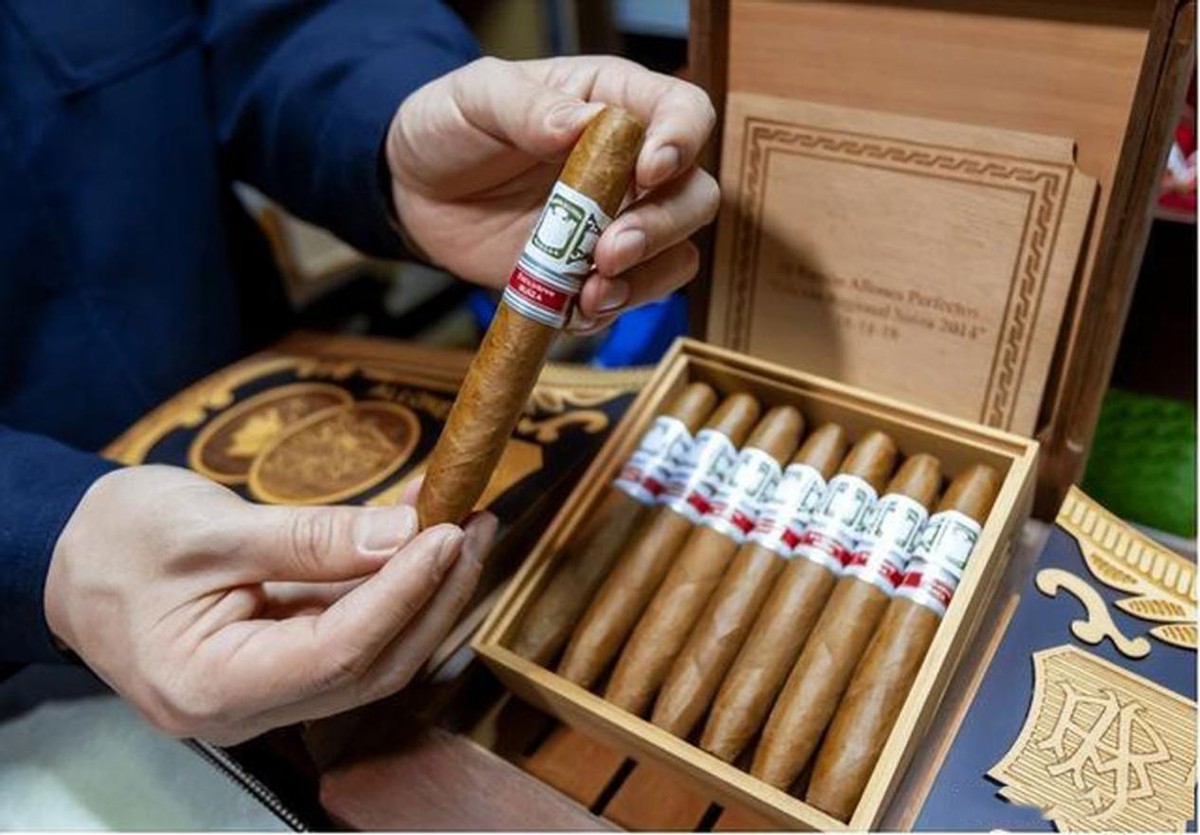 世界最贵的雪茄烟多少钱一支,世界最贵雪茄烟多少一盒