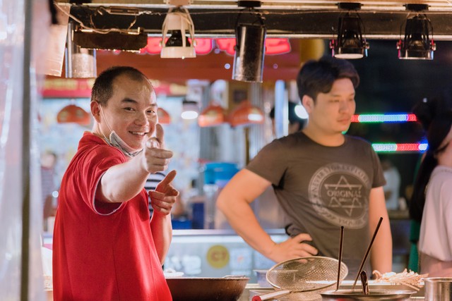 买绝味食品股票爆赚110万元，麻辣鸭脖小生意大利润