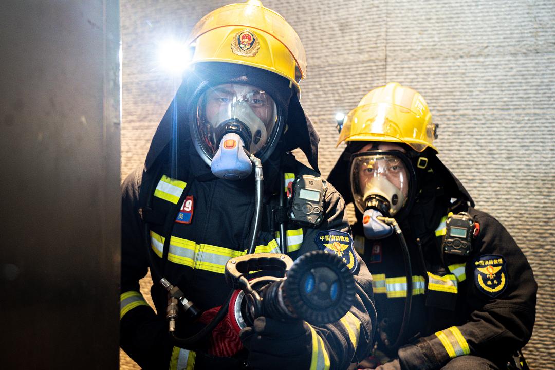 三门峡火车站消防应急演练,三门峡消防演练