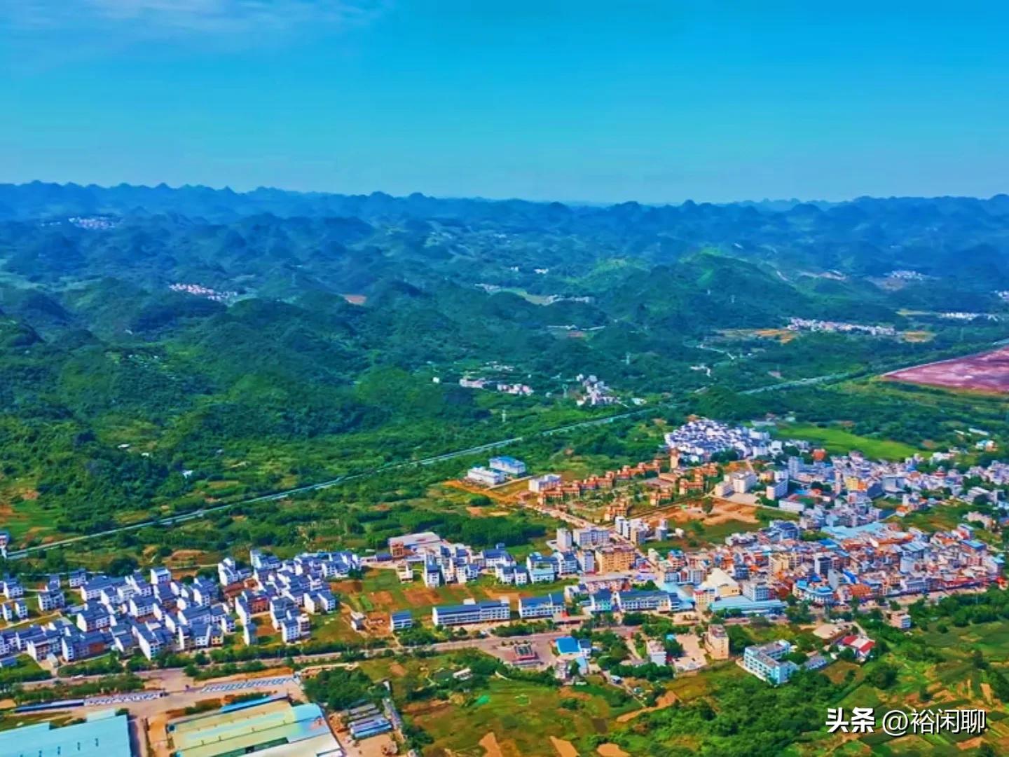 广西西部工业第一镇，是著名的铝材业基地，经济实力强悍