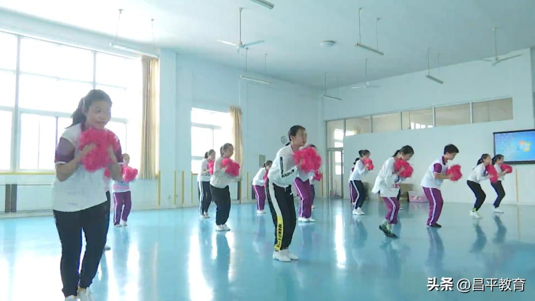 让体育成为伴随孩子一生的礼物,让体育成为生活方式