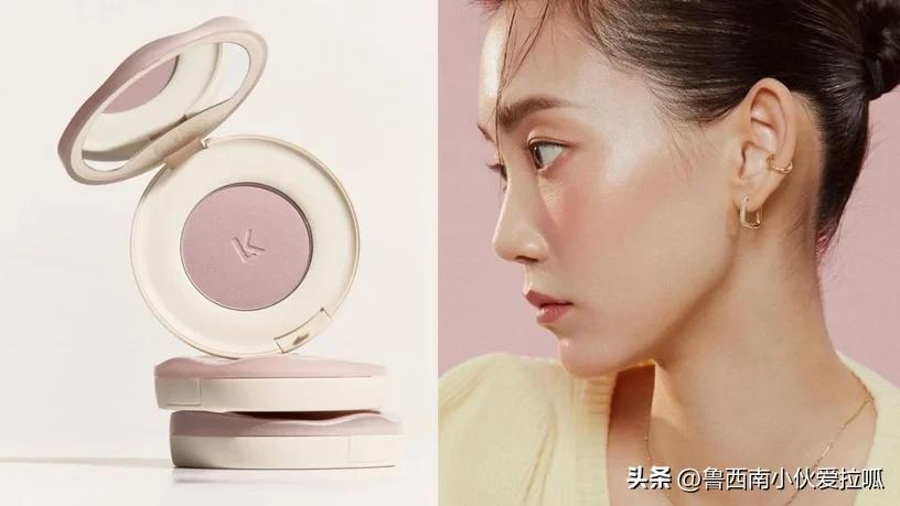 单眼皮韩国女星金高银妆容,韩国女艺人金高银穿搭