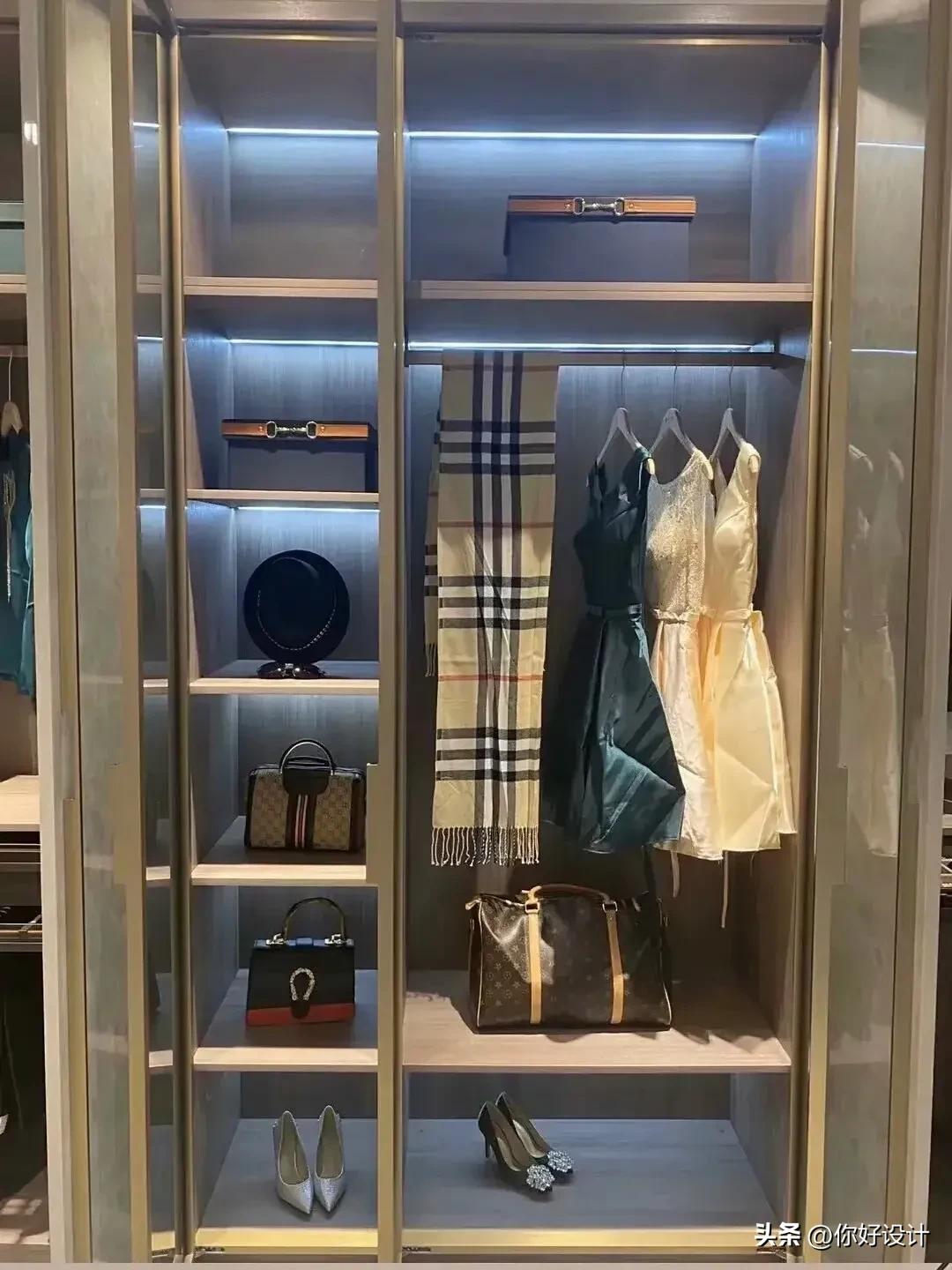 三十厘米宽的衣柜推荐,三十款卧室高颜值衣柜案例