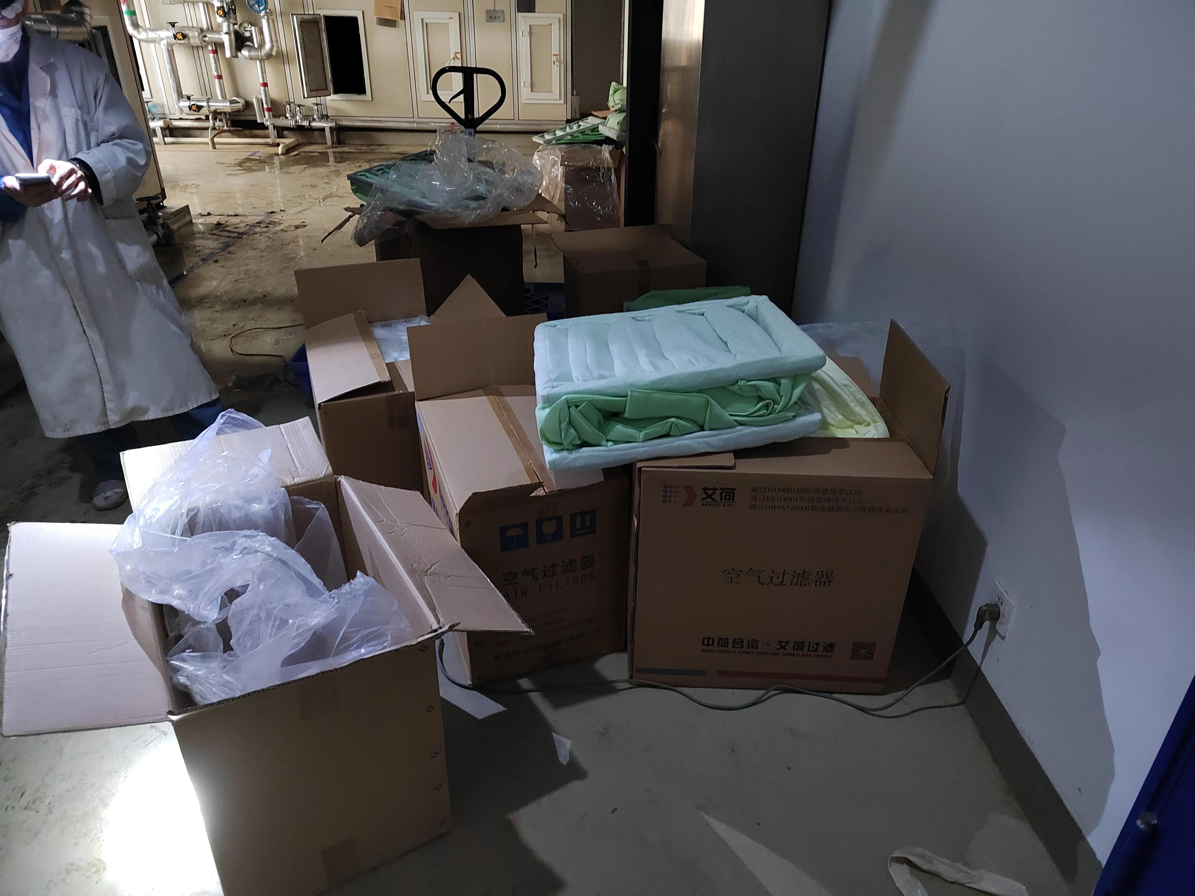 空调过滤器和空气过滤器多久更换,中央空调干燥过滤器更换