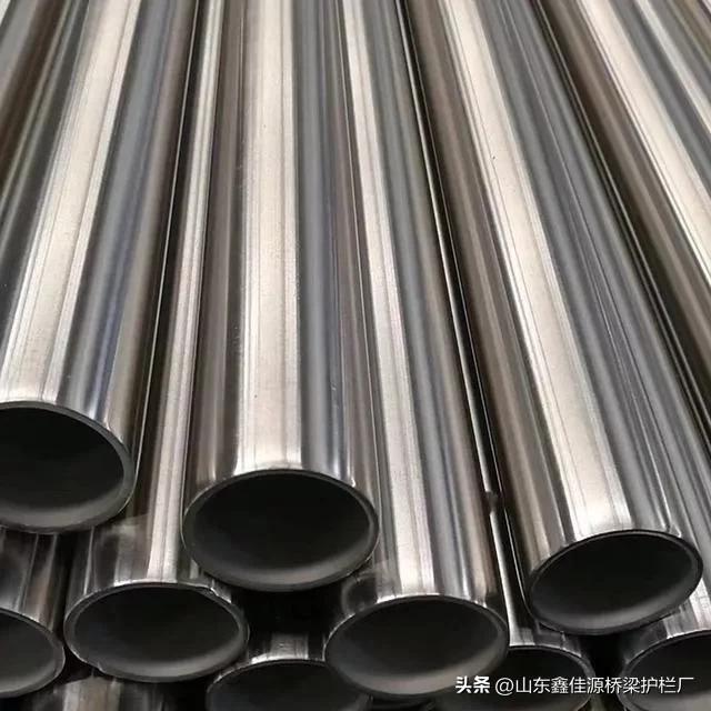 不锈钢碳素钢复合管厂家,专业生产不锈钢复合管厂家