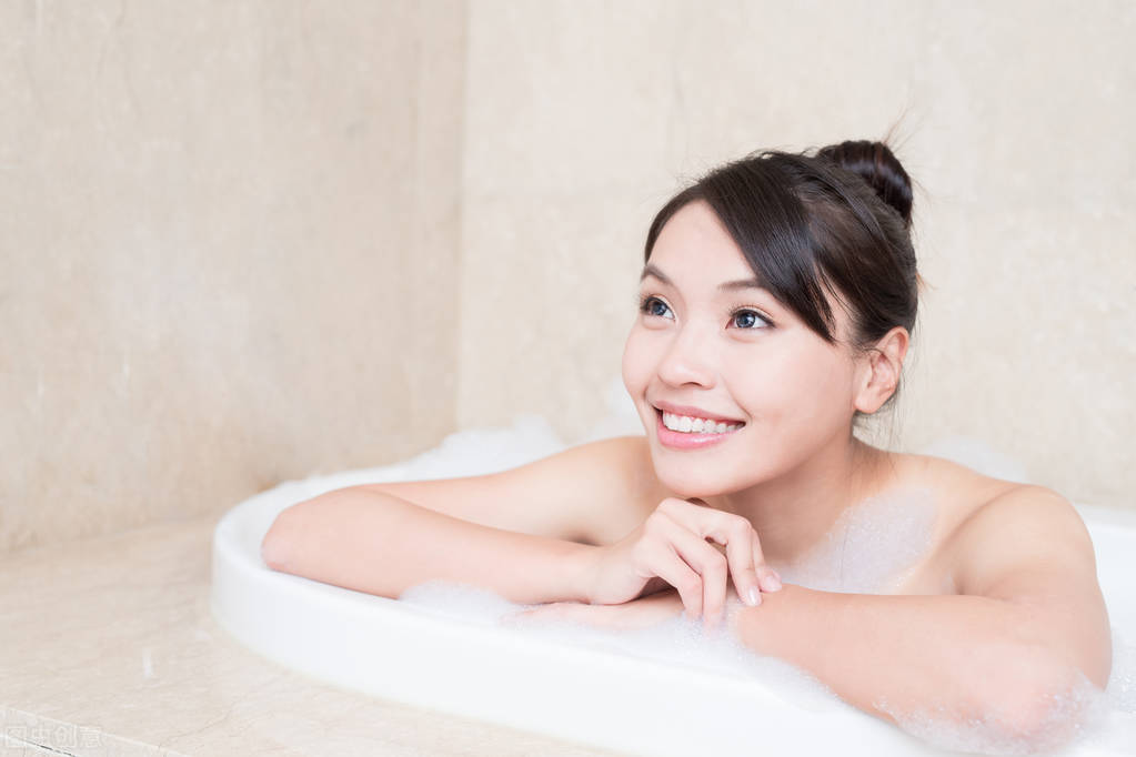 洗澡皮肤瘙痒涂什么药膏,洗澡后皮肤瘙痒小妙招