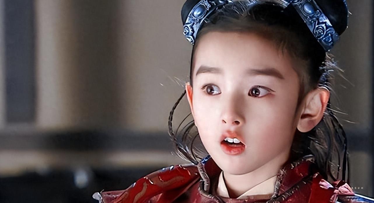 什么叫一张嘴毁了脸蛋,金晨和袁姗姗谁漂亮