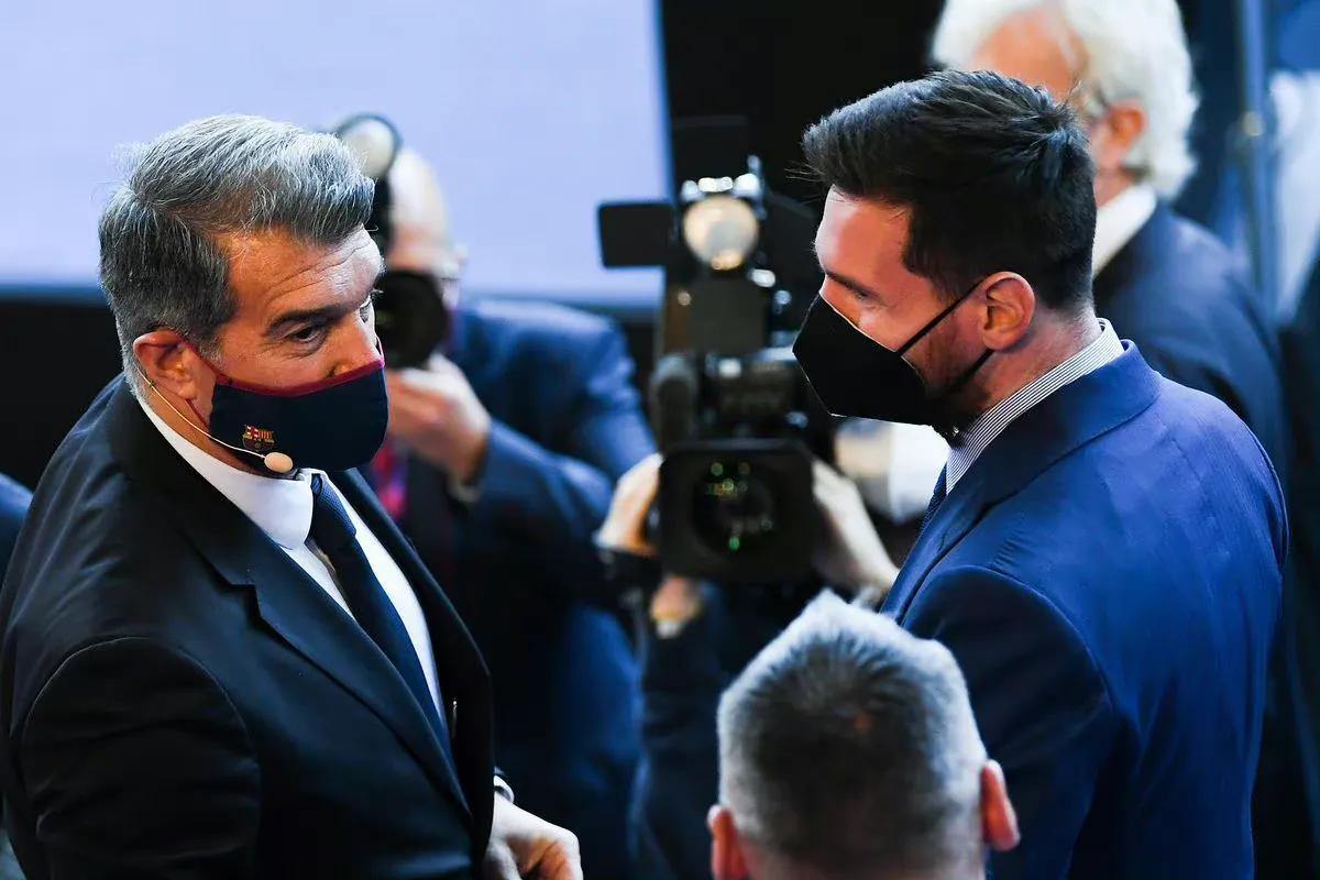 拉波尔塔巴萨大手笔操作必须谨慎,拉波尔塔谈巴萨