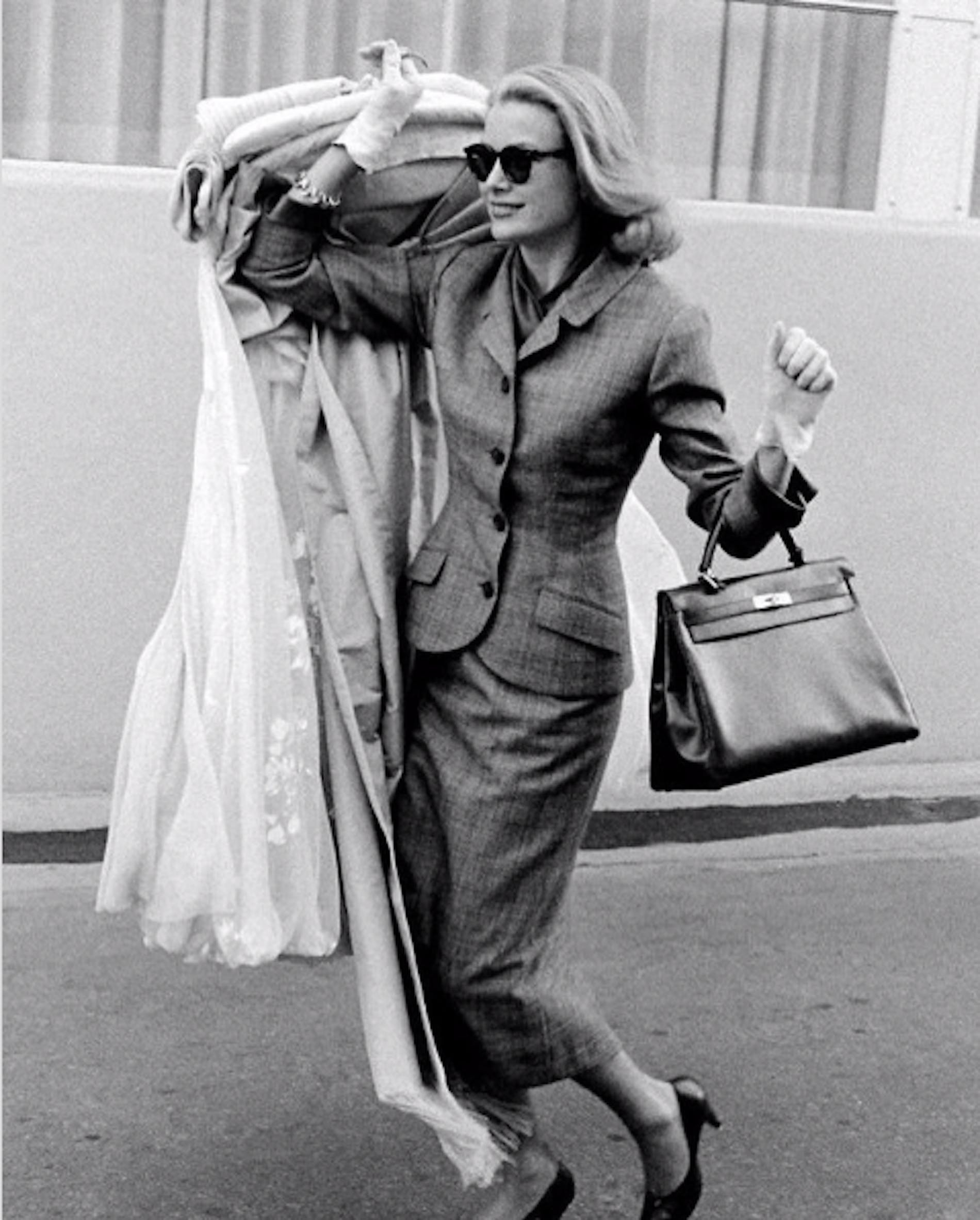 好多年前买的包还值钱么,你花巨资买了哪些东西