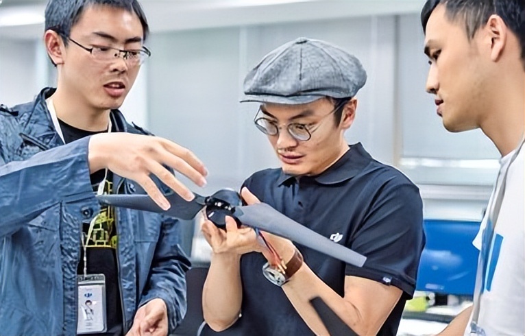 浙江小伙打造出一个垄断全球的企业，连美国都制裁不了