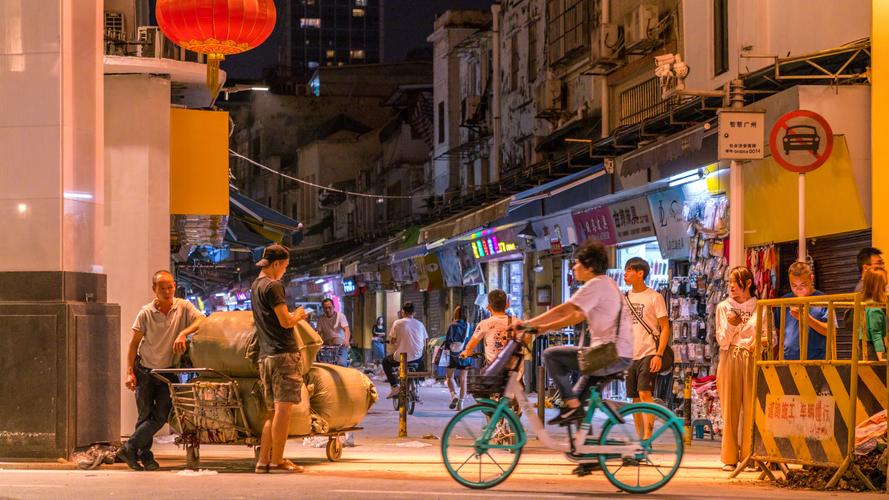 四川小伙抖音卖房800套,90后小伙卖房创业