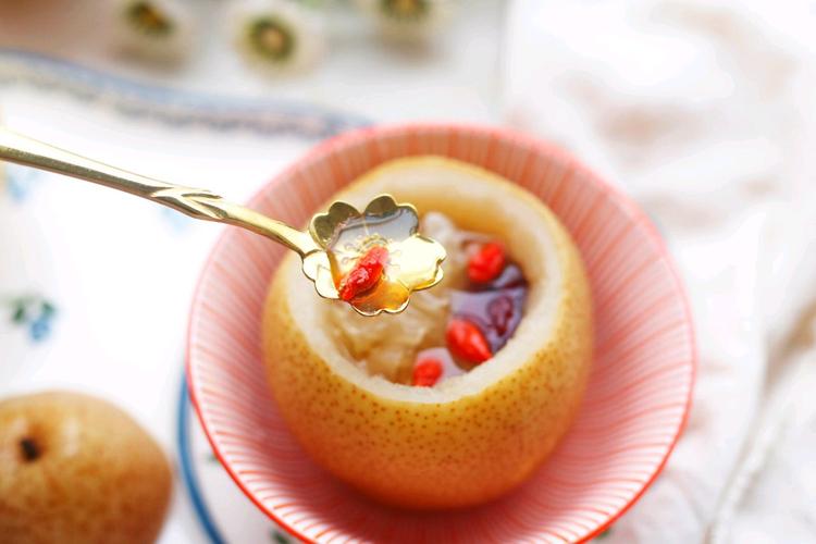 严重咳嗽最怕什么食物,咳嗽避免吃的几种食物